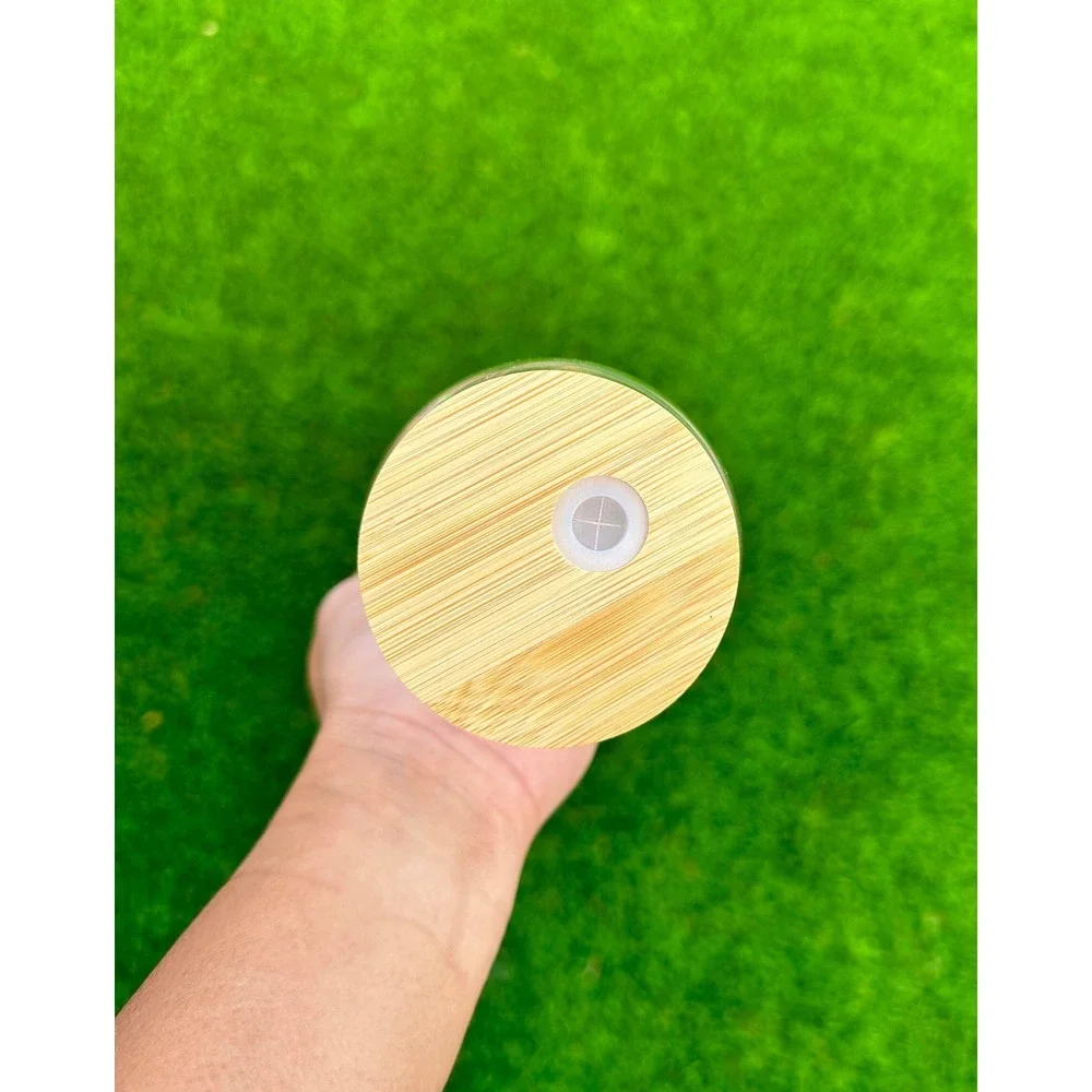 Grinch Christmas Glass cup | I'm booked - Picture 4 of 5